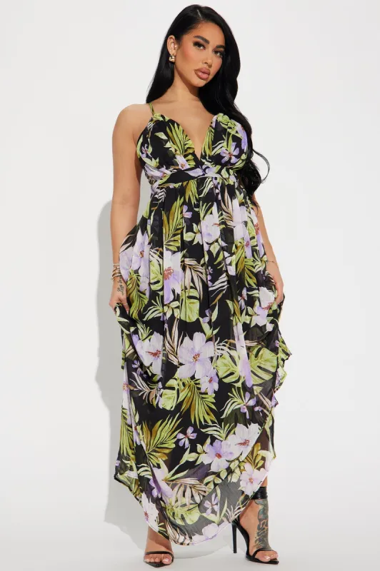 Karissa Chiffon Maxi Dress - Black/combo sold by Fashion Nova