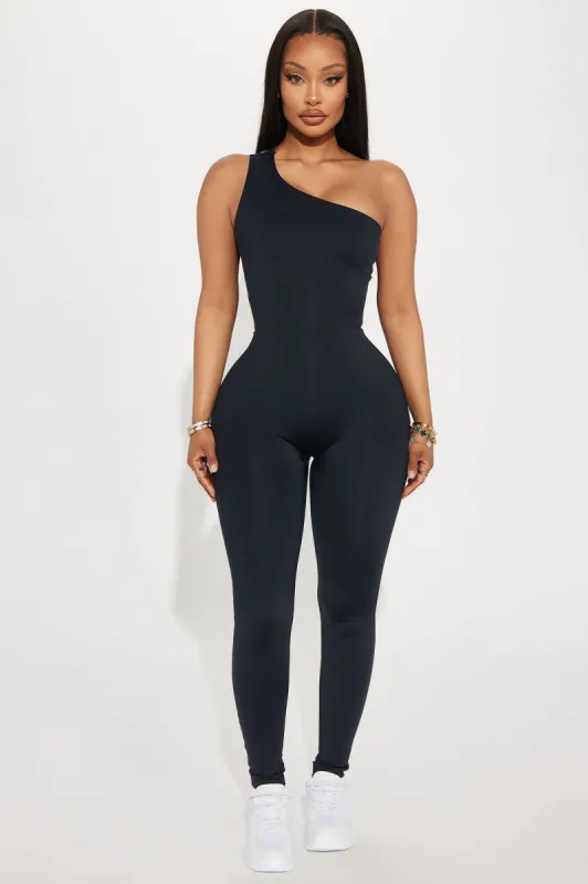 Power Swing Elevate Active Jumpsuit - Black sold by Fashion Nova