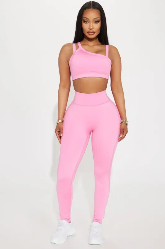 Claudia Elevate Active Legging - Bubblegum Pink sold by Fashion Nova