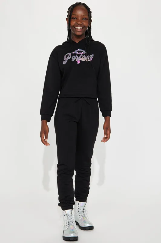 Mini Perfect Angel Fleece Jogger Set - Black sold by Fashion Nova