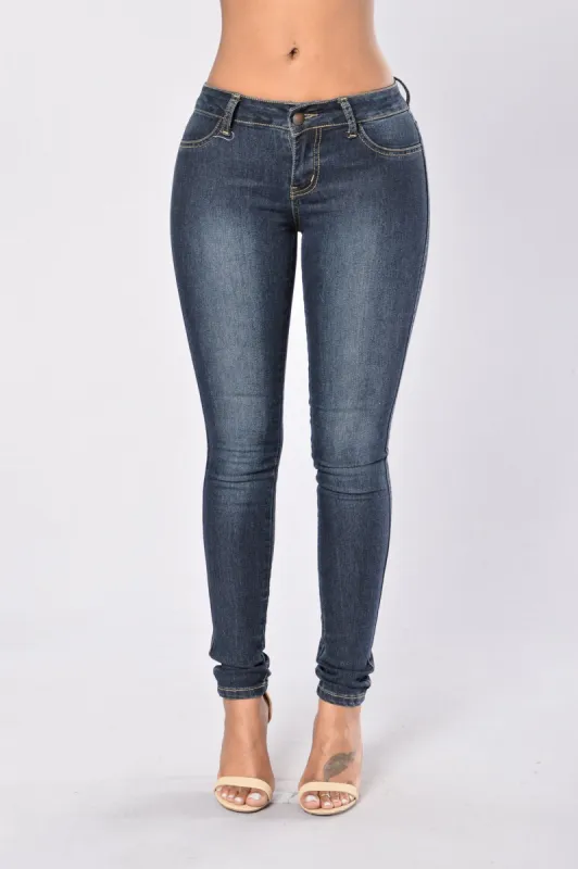 Wear Everywhere Jean - Dark sold by Fashion Nova