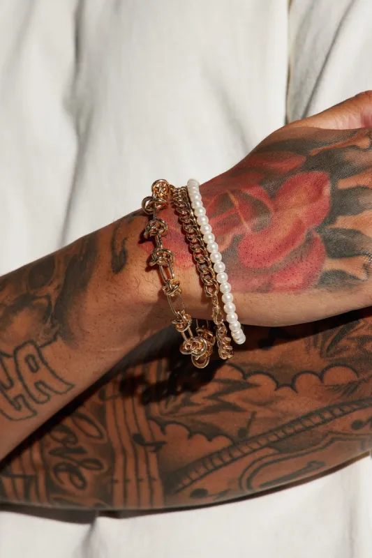 Like That Bracelet Set - Gold made by Fashion Nova