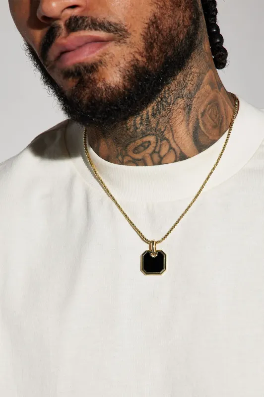 Roman Amulet Chain Necklace - Gold/Black sold by Fashion Nova