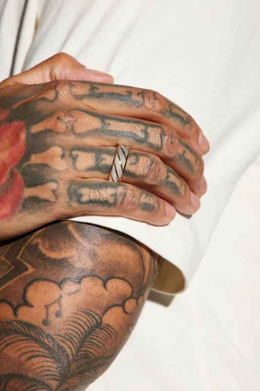 Slashed Stainless Ring - Gold sold by Fashion Nova