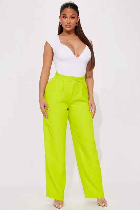 Trisha Wide Leg Trouser - Chartreuse sold by Fashion Nova