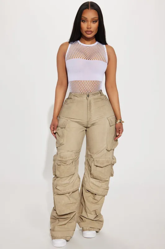 Talk It Up Oversized Cargo Pant - Khaki made by Fashion Nova