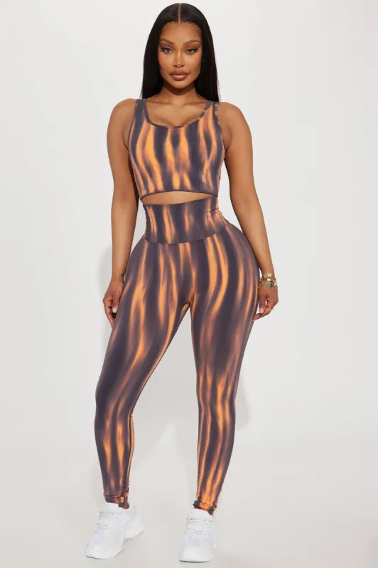Burn Out Seamless Active Legging - Orange/combo sold by Fashion Nova