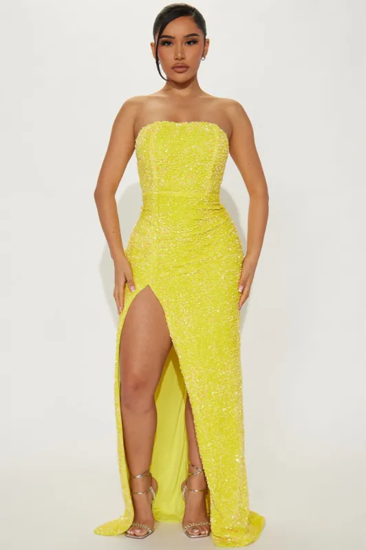 The One Sequin Maxi Dress - Yellow sold by Fashion Nova