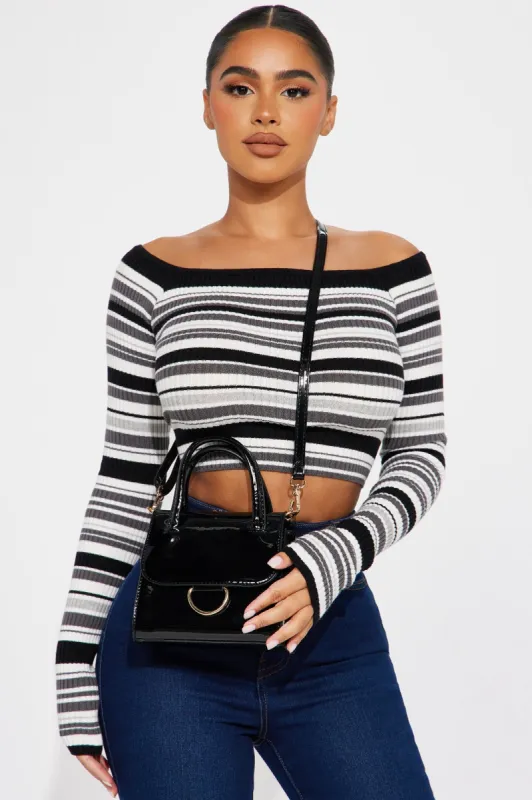 Prettiest Baby Handbag  - Black sold by Fashion Nova
