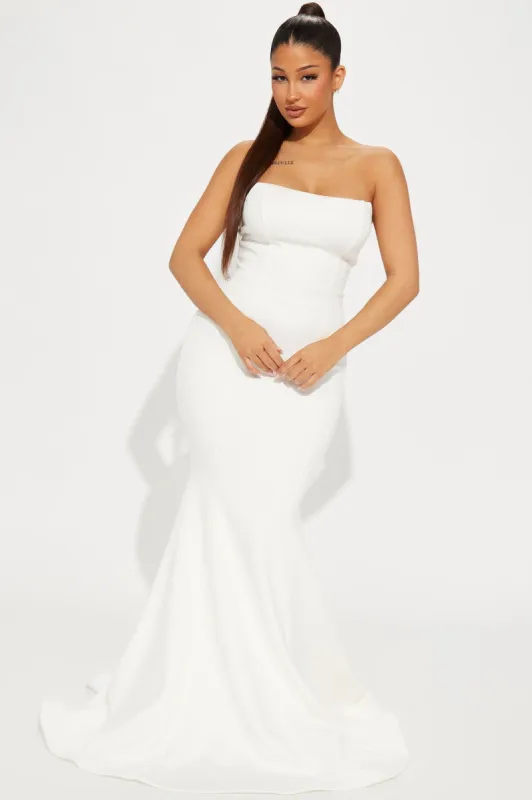 Vivian Gown - Cream sold by Fashion Nova