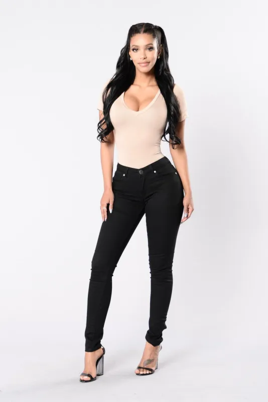 Kayla Pants - Black sold by Fashion Nova