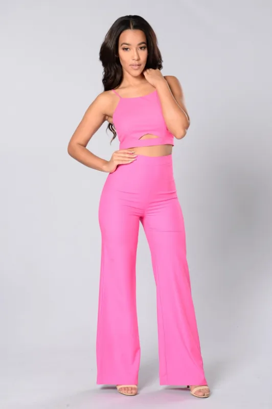 Gianni Pants - Hot Pink sold by Fashion Nova