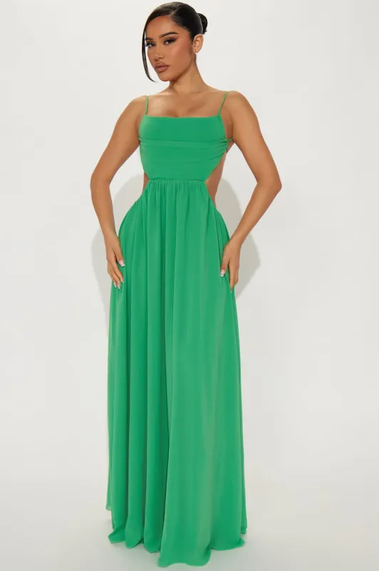 Brenda Chiffon Maxi Dress - Green made by Fashion Nova