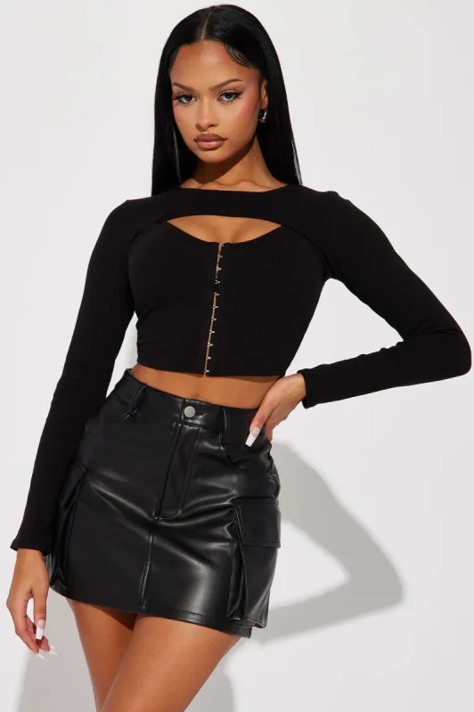 Aria Top - Black sold by Fashion Nova