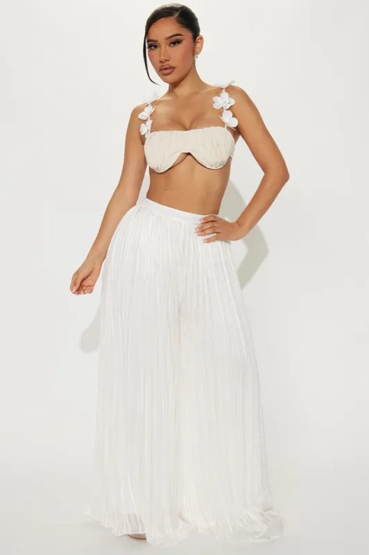 Follow Me Now Pant Set  - Off  White/combo sold by Fashion Nova