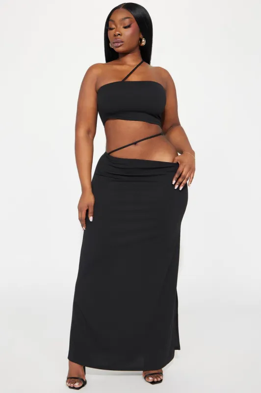 Figure Me Out Skirt Set - Black sold by Fashion Nova