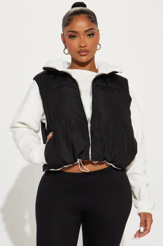 Danielle Reversible Puffer Vest - Black/White sold by Fashion Nova