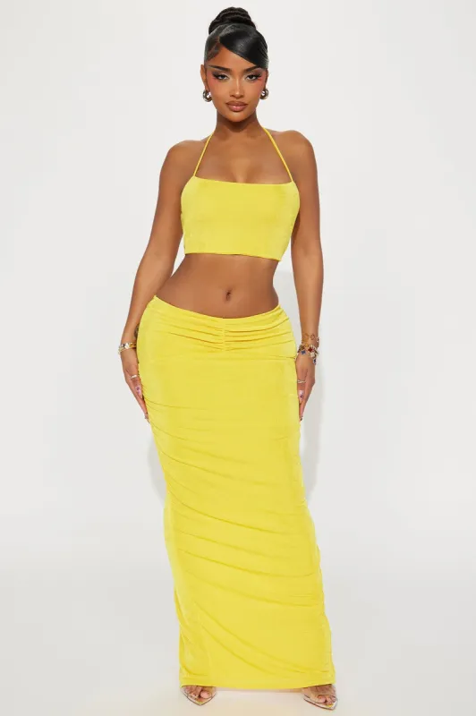 Sunset Views Maxi Skirt Set - Yellow sold by Fashion Nova