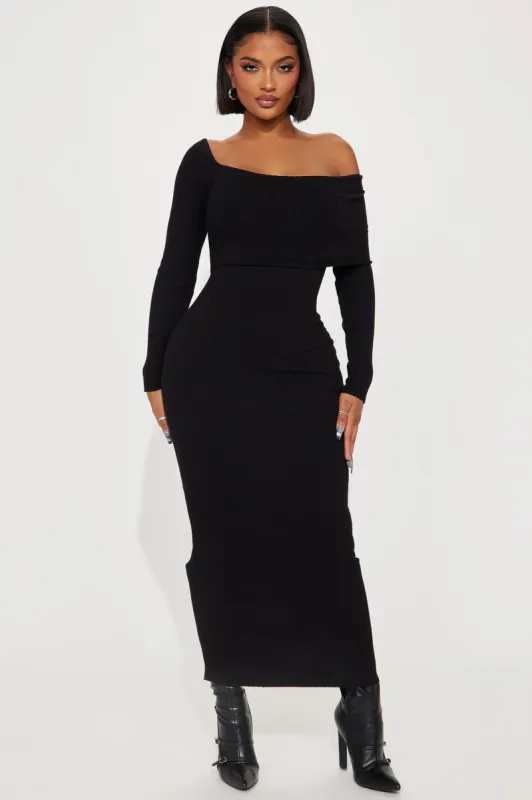 Arya Sweater Maxi Dress - Black sold by Fashion Nova