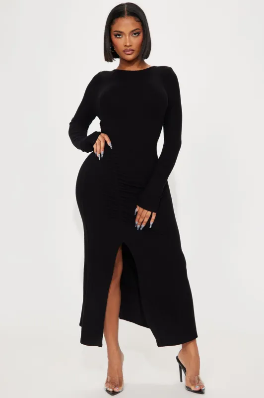 Kary Hacci Ruched Midi Dress - Black sold by Fashion Nova