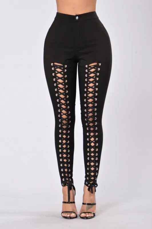 Nori Pants - Black sold by Fashion Nova