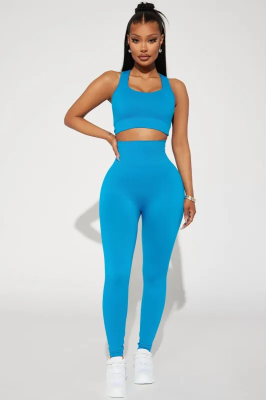 The Rise Seamless Active Leggings - Royal sold by Fashion Nova