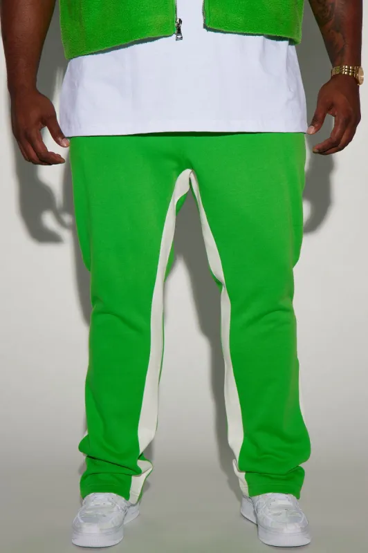 Tyson Flared Sweatpants - Green sold by Fashion Nova