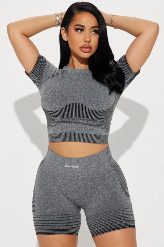Trailblazer Infinity Seamless Shaping Active Top - Heather Grey sold by Fashion Nova