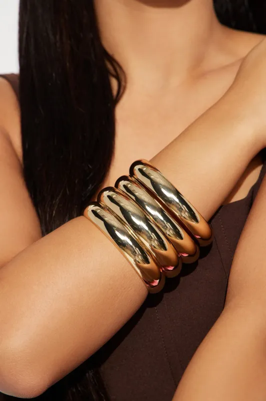 In Havana Bangle Set - Gold made by Fashion Nova