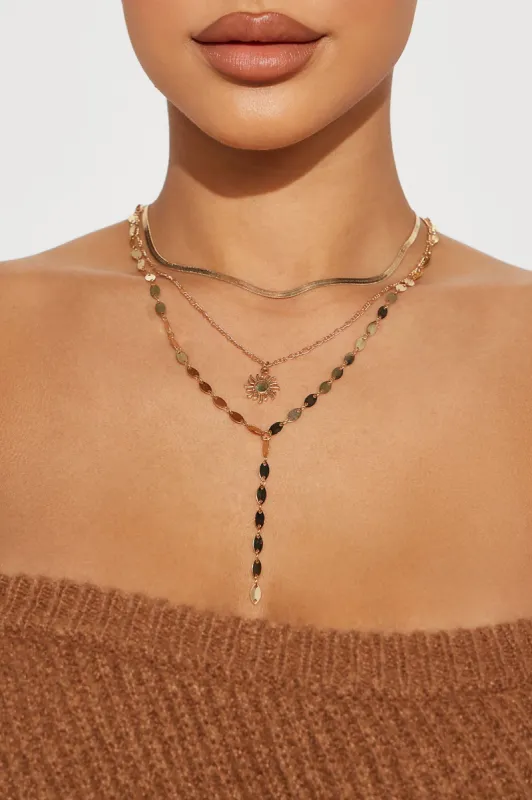 A Real Dream Layered Necklace - Gold sold by Fashion Nova