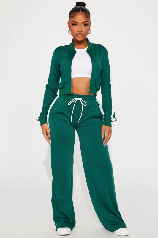 Hanging Out Later Pant Set - Hunter sold by Fashion Nova