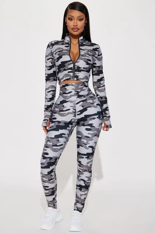 Ground Work Elevate Camo Legging - Charcoal/combo sold by Fashion Nova