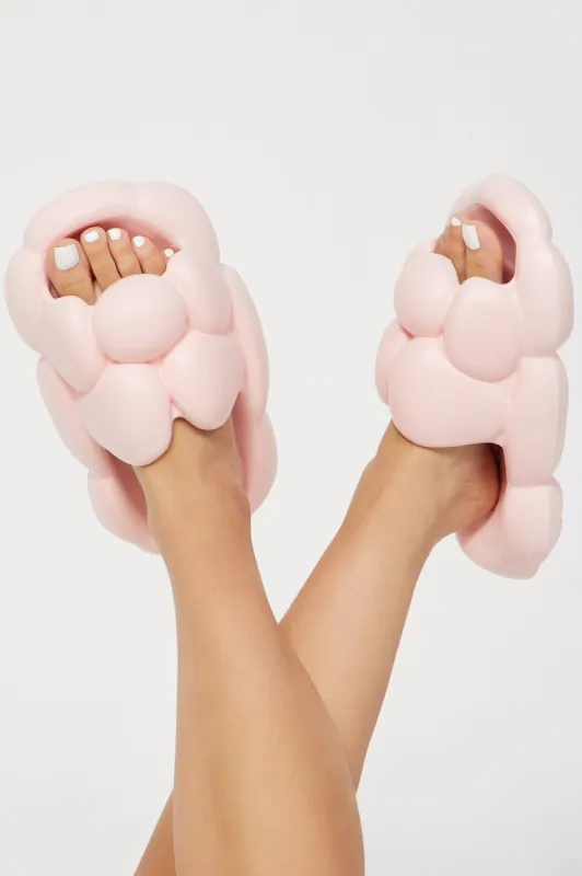 Always Daydreaming Casual Slides - Pink made by Fashion Nova