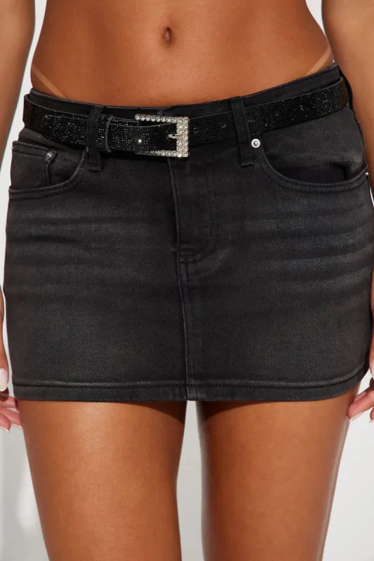 Shine On Belt - Black sold by Fashion Nova