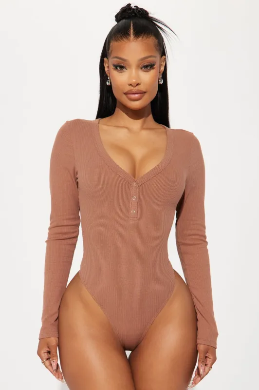 Freya Ribbed Bodysuit - Mocha sold by Fashion Nova