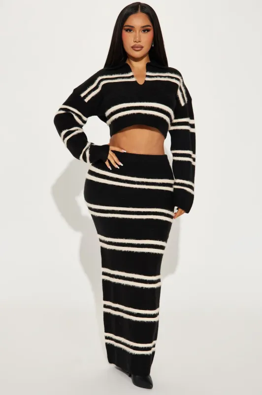 Making Plans Sweater Skirt Set - Black/White sold by Fashion Nova
