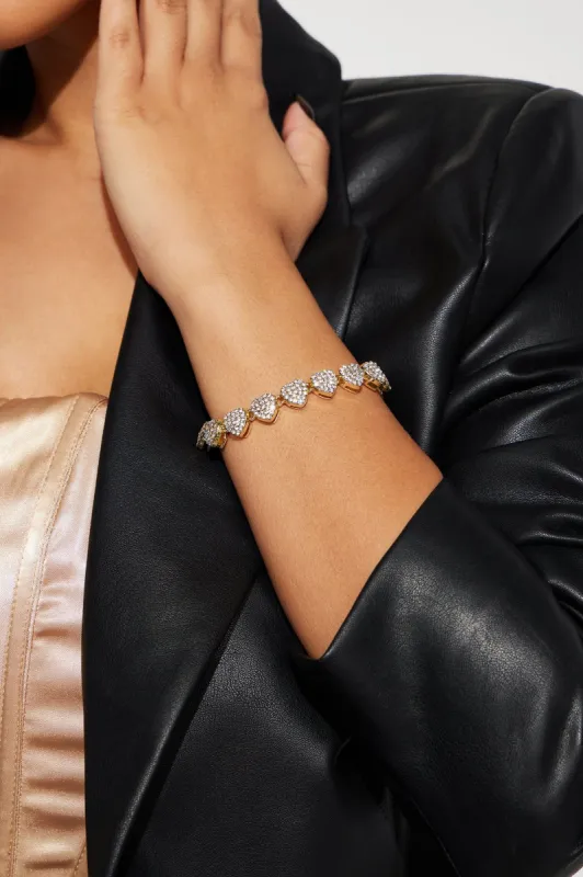 Hopeful Heart Bracelet - Gold made by Fashion Nova