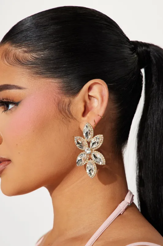 Standing Ovation Earrings - Gold sold by Fashion Nova
