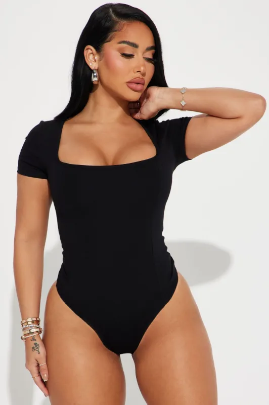 Tanya Square Neck Bodysuit - Black sold by Fashion Nova
