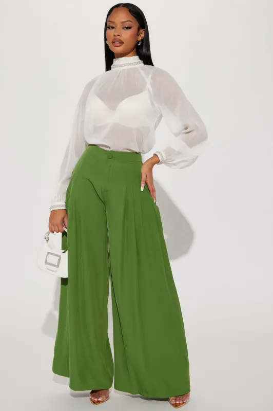 Got That Feeling Pleated Trouser - Green sold by Fashion Nova