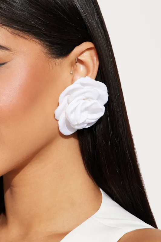 Mon Cherie Rose Earrings - White made by Fashion Nova