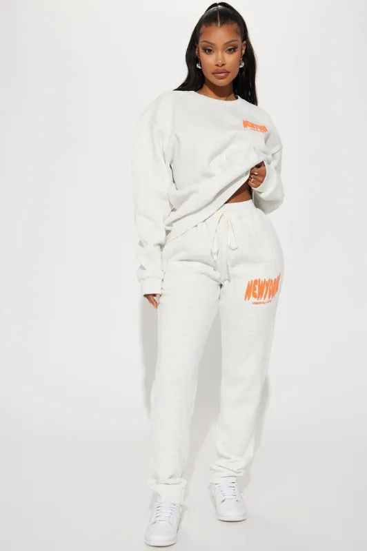 New York Puff Print Jogger - Heather Grey made by Fashion Nova