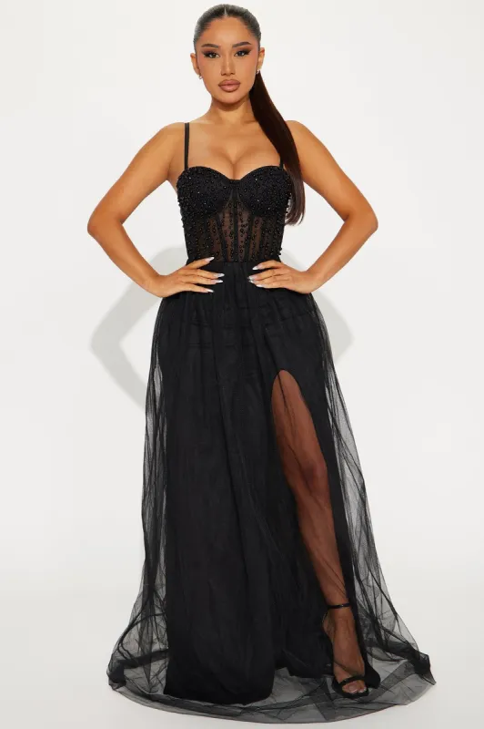 Show Stopper Tulle Gown - Black sold by Fashion Nova