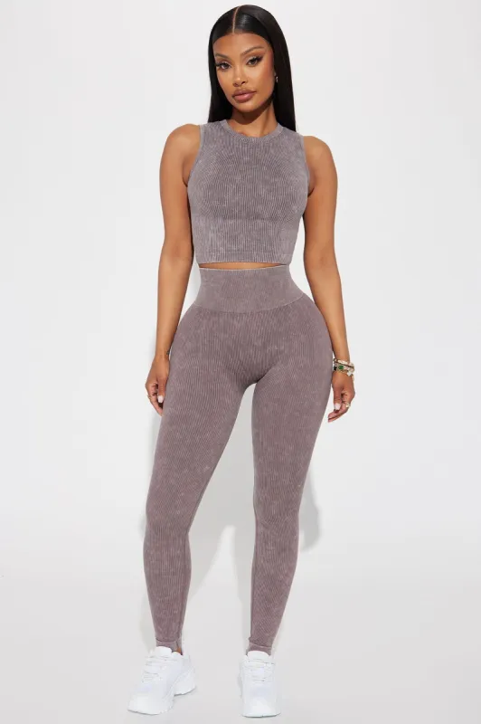 Stress Free Legging - Mocha sold by Fashion Nova