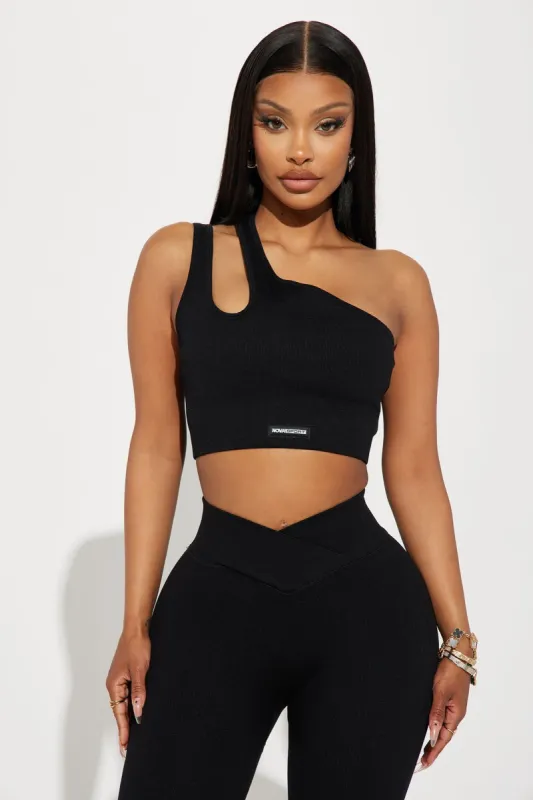 Namaste Seamless Sports Bra - Black sold by Fashion Nova