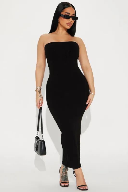 Madeline Snatched Maxi Dress - Black sold by Fashion Nova