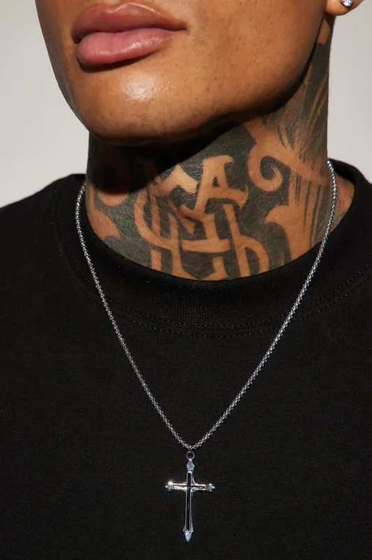 To The Metal Cross Chain Necklace - Silver sold by Fashion Nova