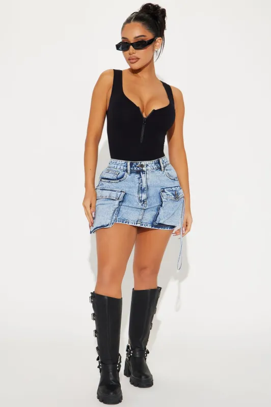 Kelly Denim Cargo Mini Skirt - Light Wash sold by Fashion Nova