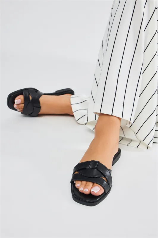 Jeanne Flat Sandals - Black sold by Fashion Nova