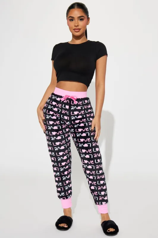 Hearts In Love Plush PJ Joggers - Black/Pink sold by Fashion Nova